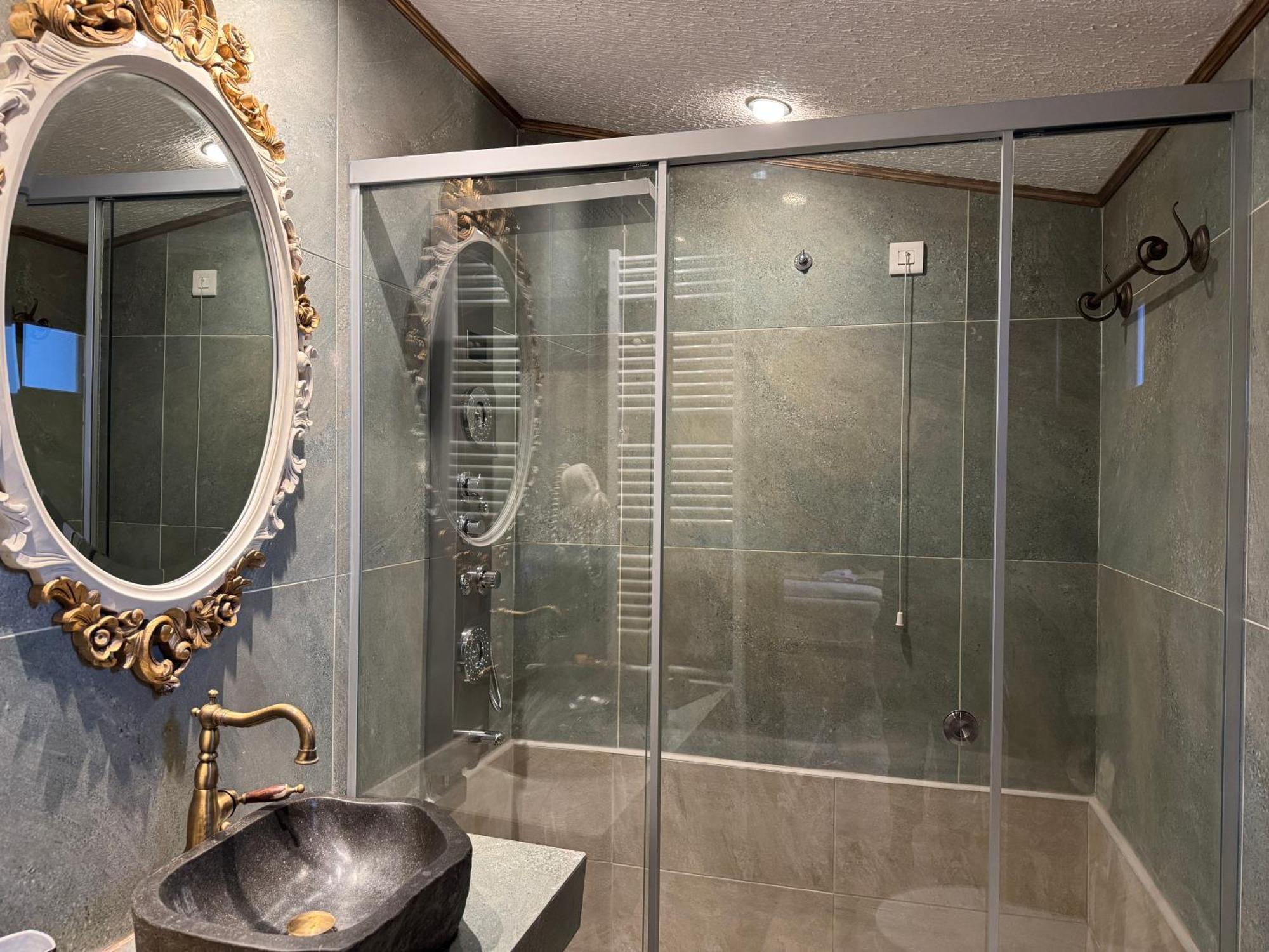 Aroma Dryos Spa & Eco Hotel メツォヴォ エクステリア 写真